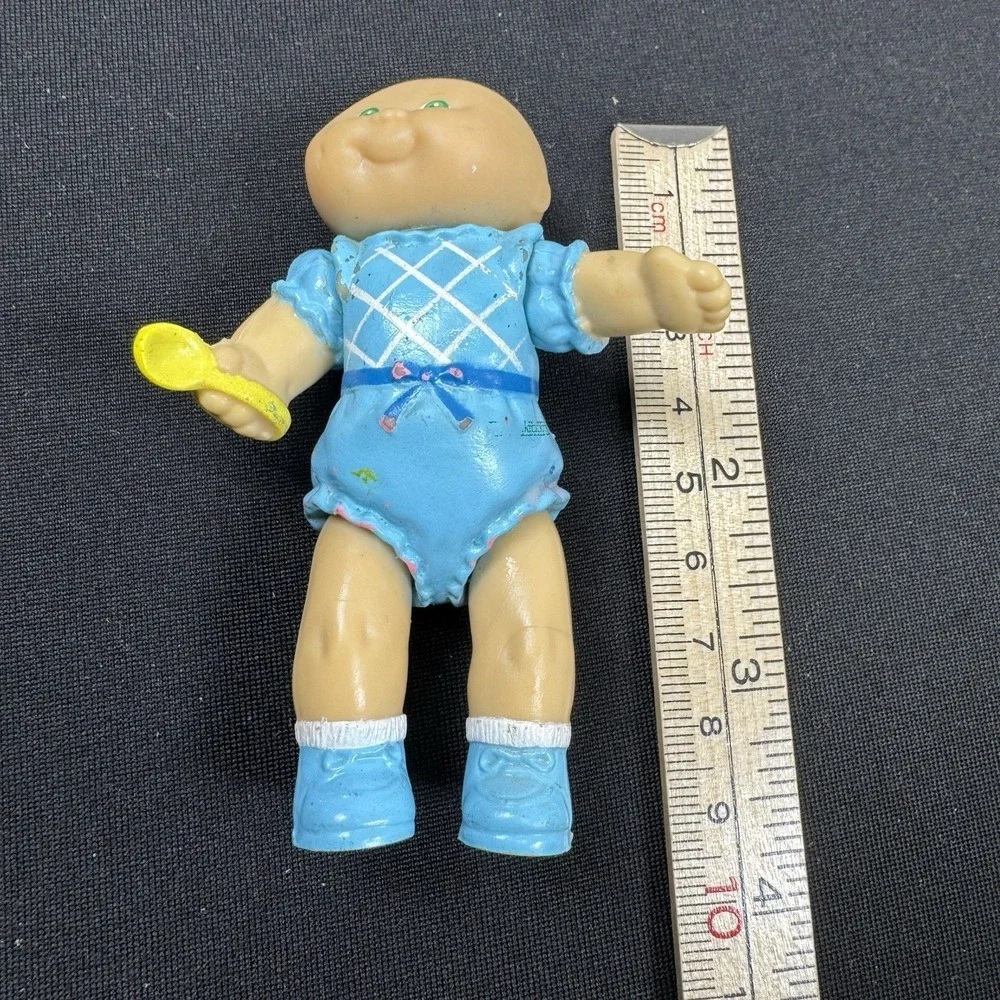Cabbage Patch Kids Figure 1980's Baby Bald Yellow Spoon Blue Outfit 3.5